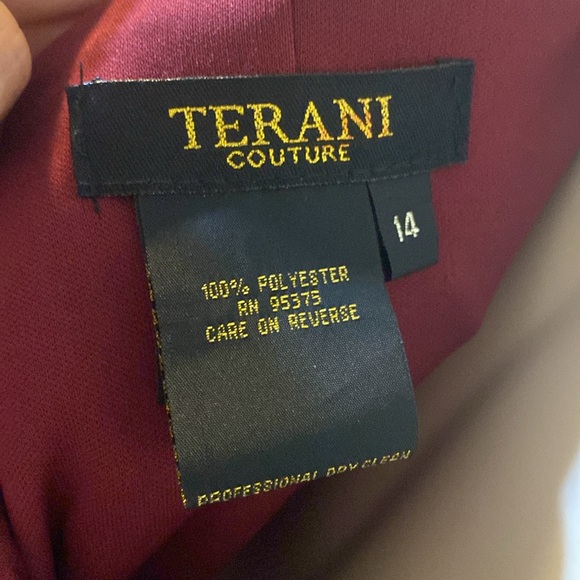 Tulle Pageant Dress With One Shoulder Cape Sleeve – 231GL0401 - Picture 13 of 14